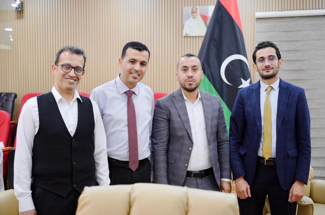فريق كلية القانون- جامعة مصراتة  يتحصل على الترتيب الثاني في مسابقة المحكمة الصورية الدولية