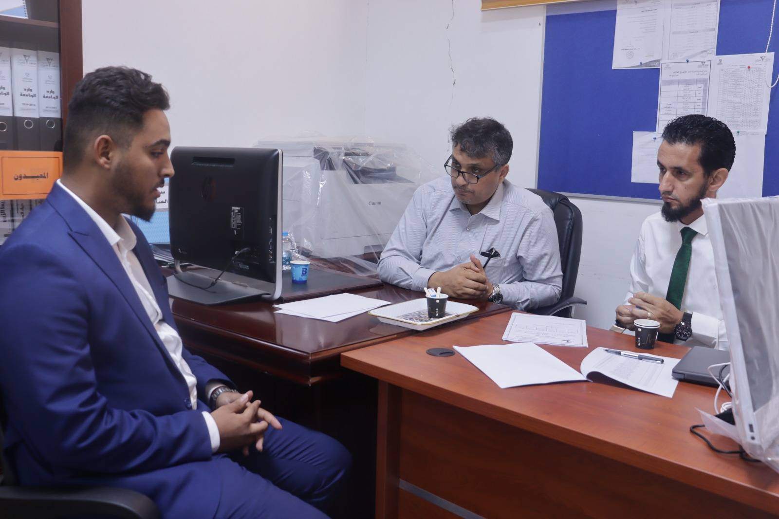 كلية القانون تستقبل امتحان القبول للقيد في نقابة المحامين