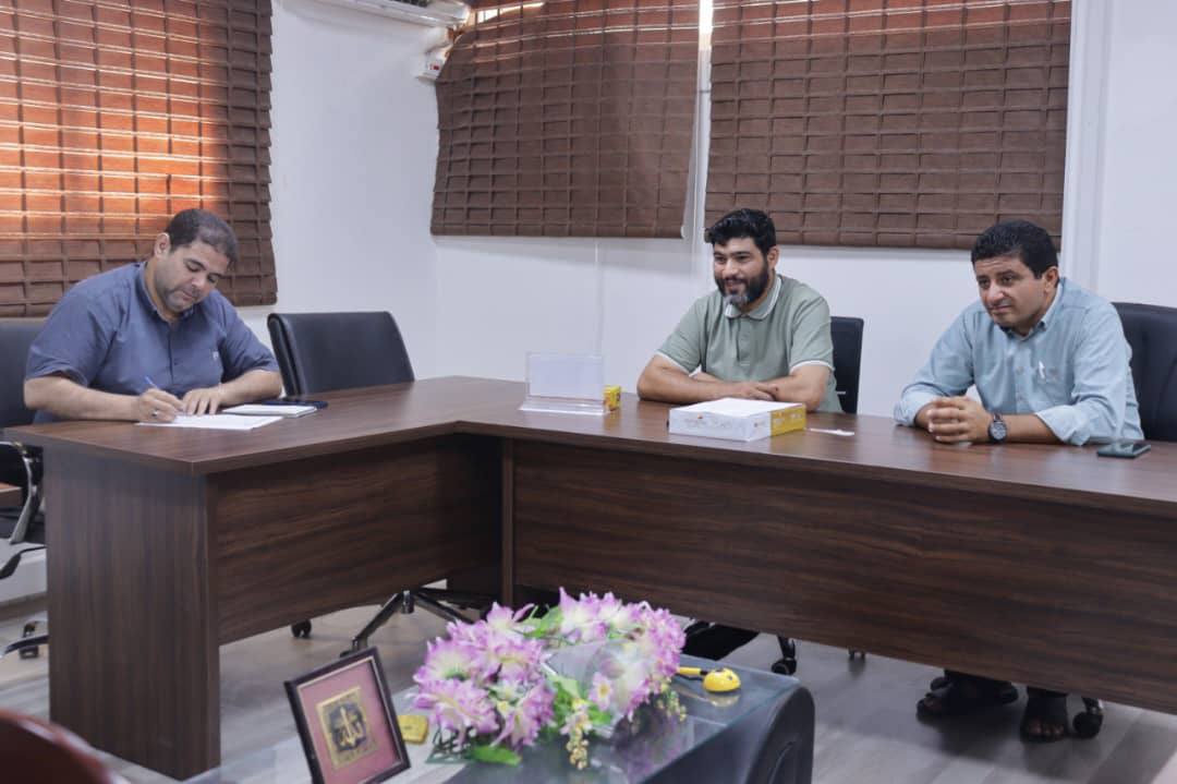 اللجنة الرئيسية للاعتماد البرامجي بكلية القانون تعقد اجتماعها العادي الثاني