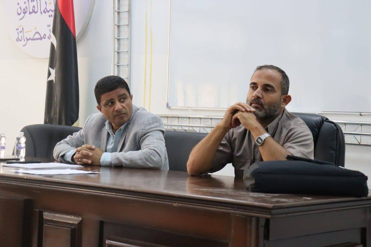 كلية القانون جامعة مصراتة تقيم الملتقى التعريفي للطلبة الجدد للفصل الدراسي خريف 2025/2026