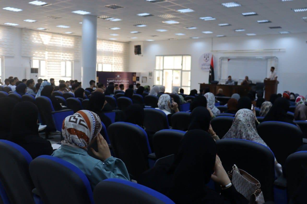 كلية القانون جامعة مصراتة تقيم الملتقى التعريفي للطلبة الجدد للفصل الدراسي خريف 2025/2026