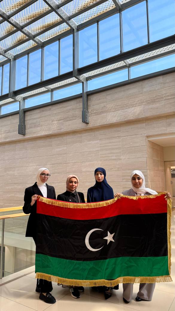 فريق كلية القانون – جامعة مصراتة يشارك في المسابقة العربية لحقوق الإنسان