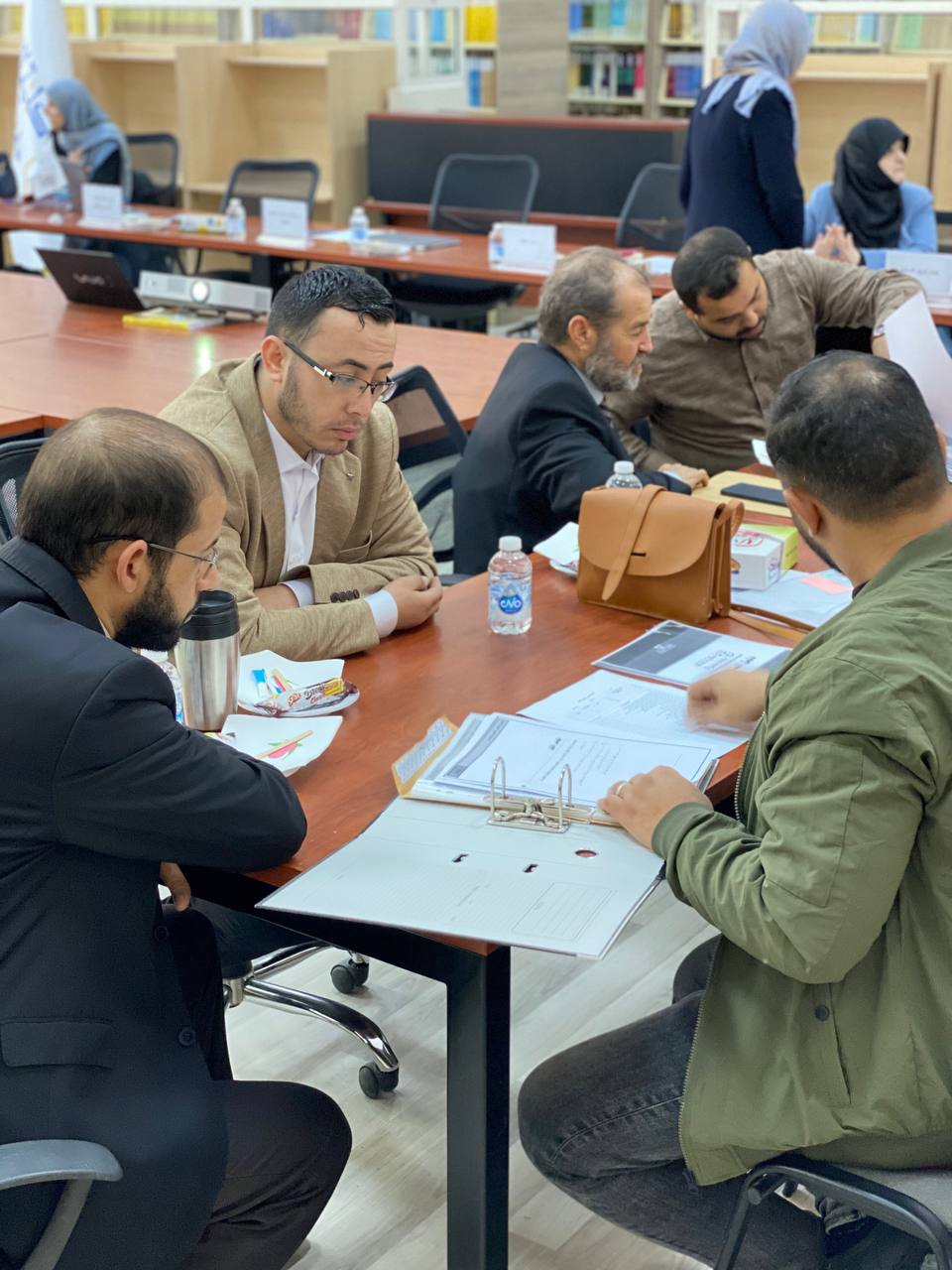 فريق التدقيق الجامعي في ضيافة القانون