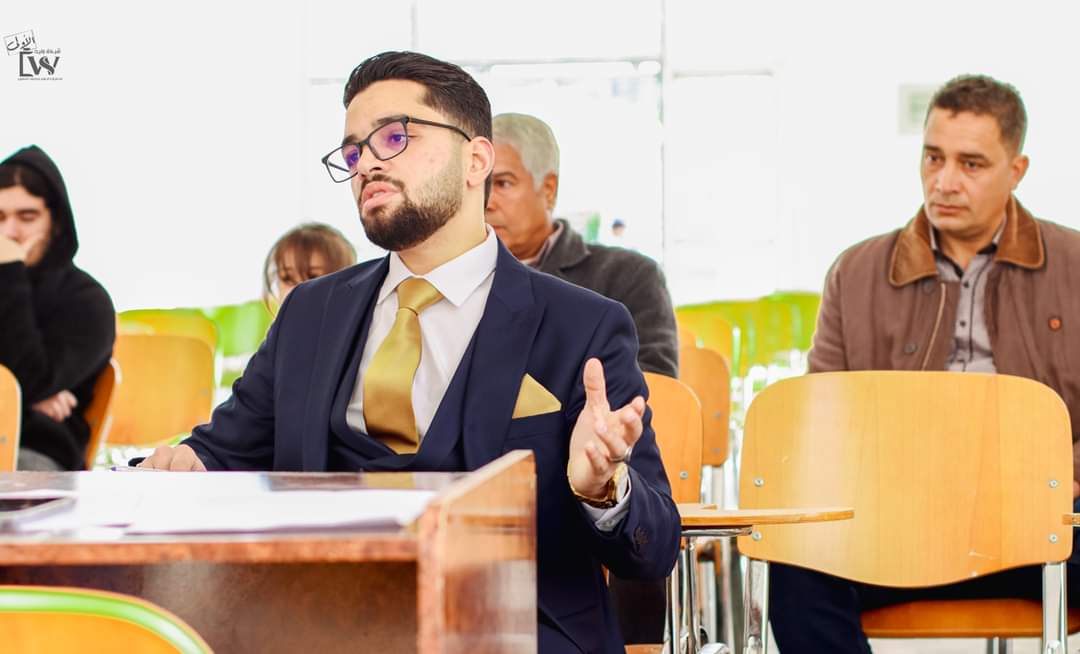 مناقشة مشاريع التخرج للفصل الدراسي خريف 22-23م