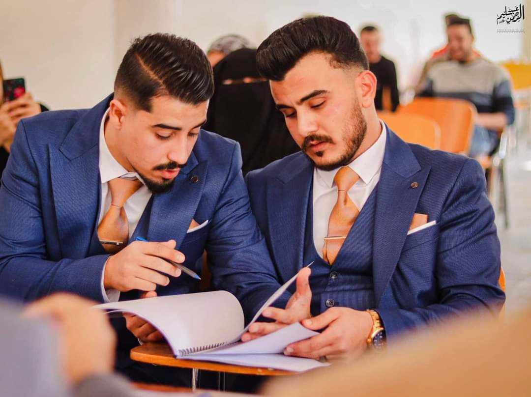 مناقشة مشاريع التخرج للفصل الدراسي خريف 22-23م