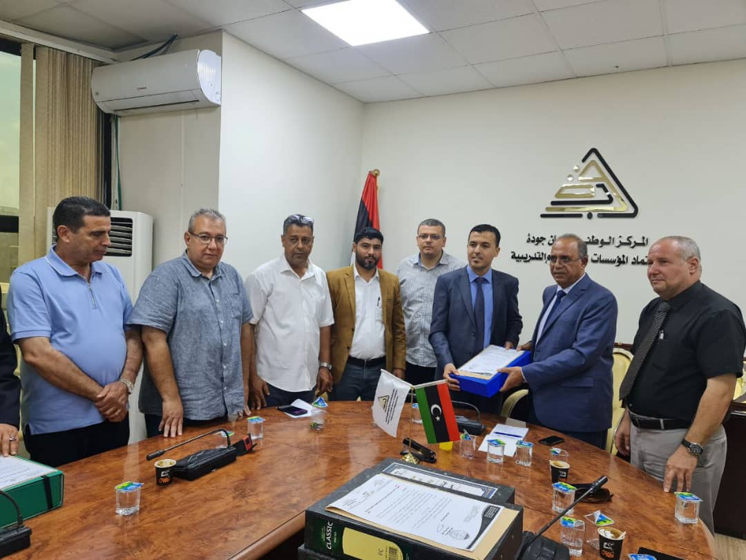 كلية القانون تقدم متطلبات الاعتماد المؤسسي للمركز الوطني لضمان الجودة